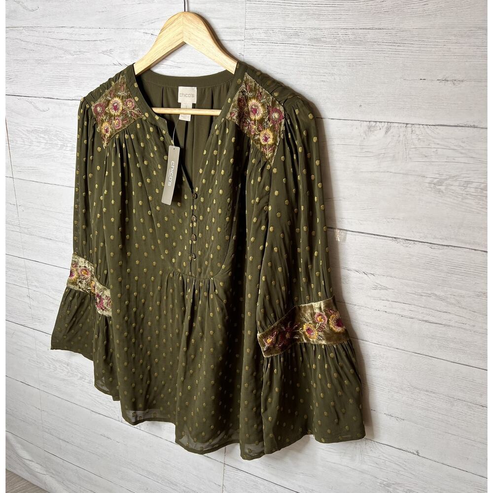 Chicos Blouse Womens Size 1/Medium Dark Olive Green Velvet Embroidered Flowers - Picture 4 of 16